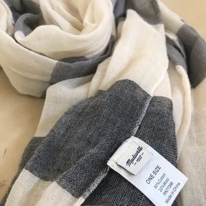 Madewell Scarf / Gauge / Fringe / Cream & Black